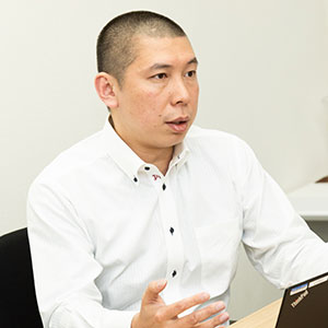 小笠原 泰樹 氏